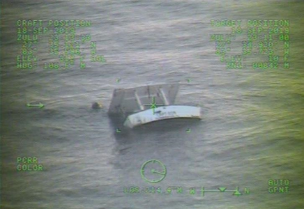 Sinking fishing vessel, Florida