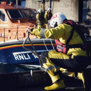 Firing a flare “was the right thing to do”
