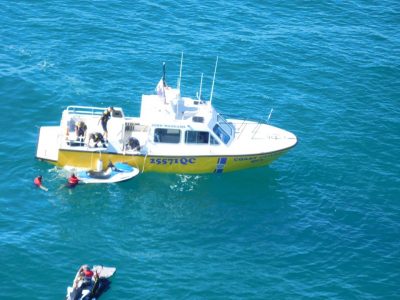 Jet skiers in Australia use flares to alert rescuers
